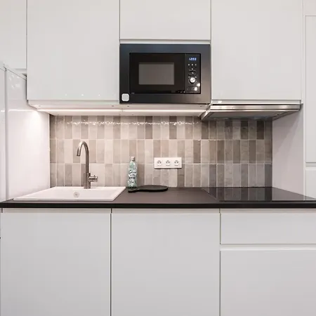 Apartamento Kl31 - Urban Escape - Prime Location - Klauzal Square By Bqa Budapest Exterior foto