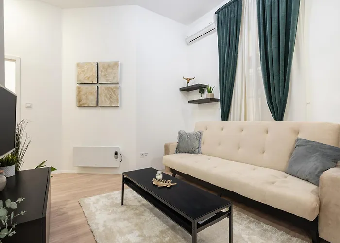 Kl31 - Urban Escape - Prime Location - Klauzal Square By Bqa