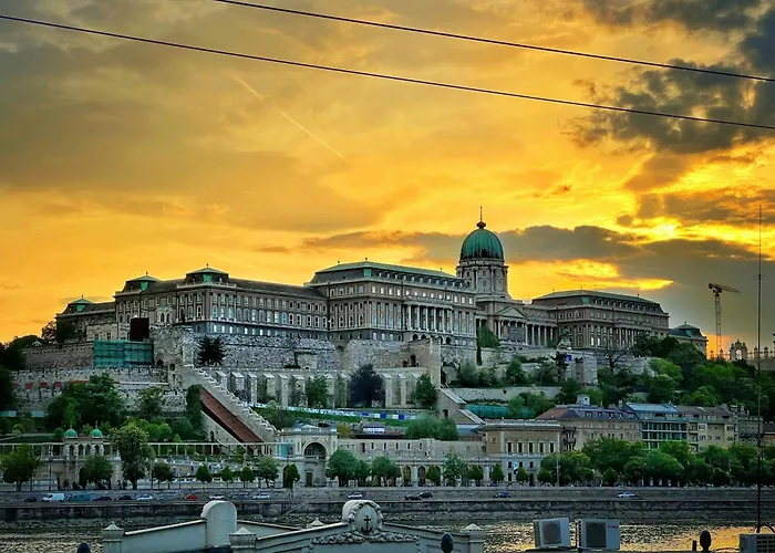 Kl31 - Urban Escape - Prime Location - Klauzal Square By Bqa