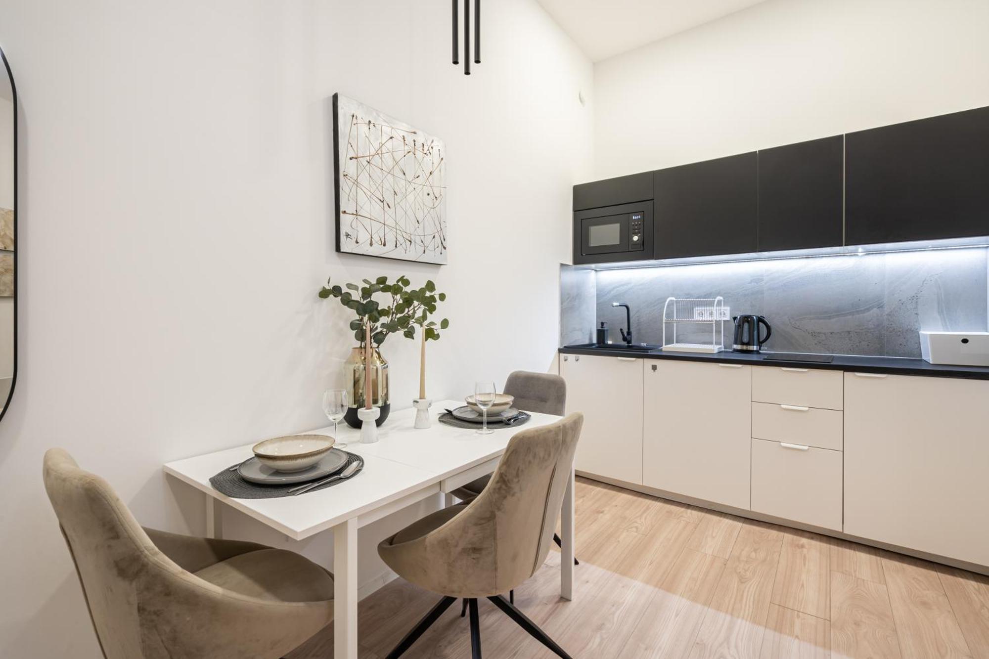 Kl31 - Urban Escape - Prime Location - Klauzal Square By Bqa Budapest