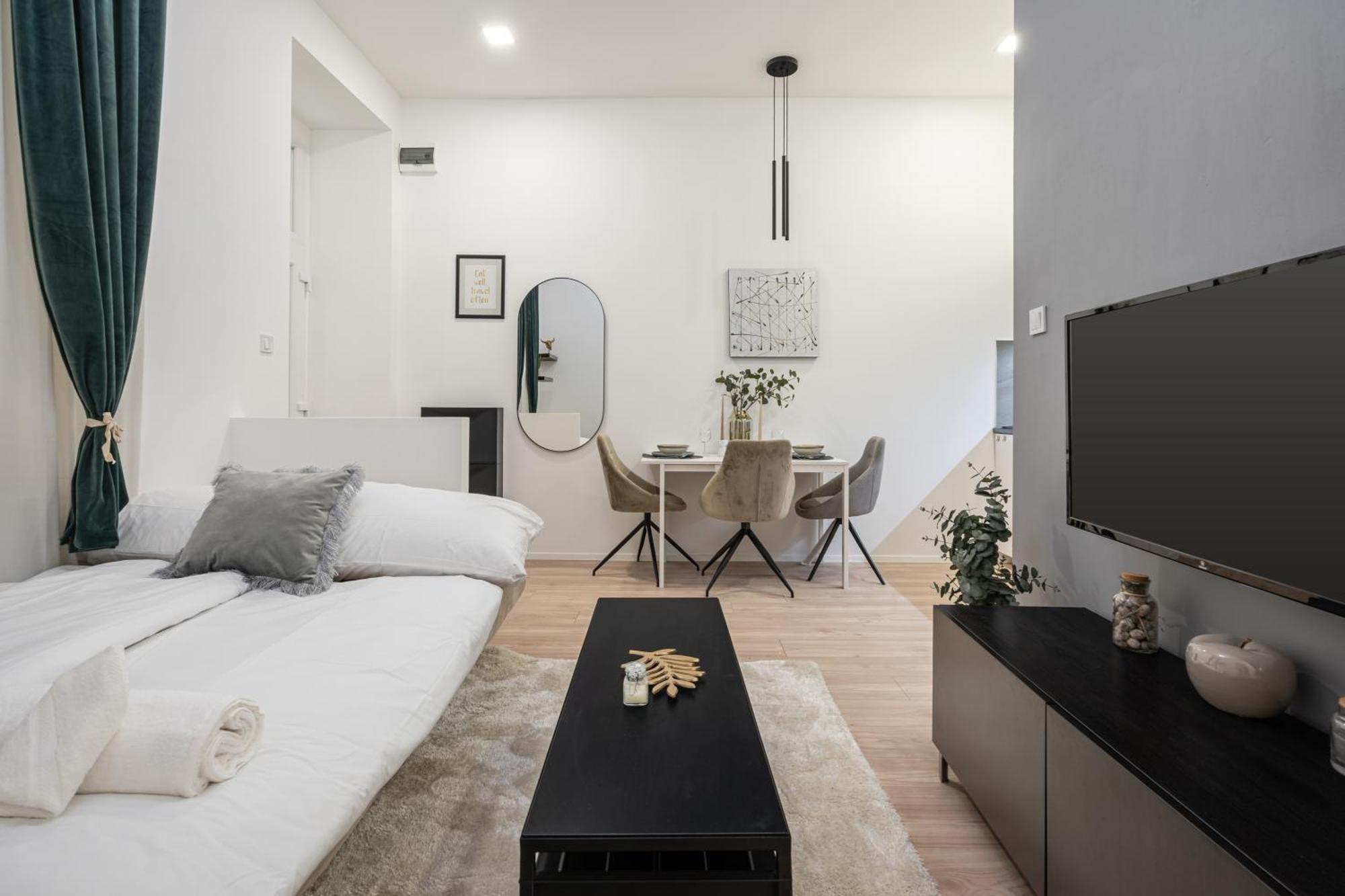 Kl31 - Urban Escape - Prime Location - Klauzal Square By Bqa * Budapest