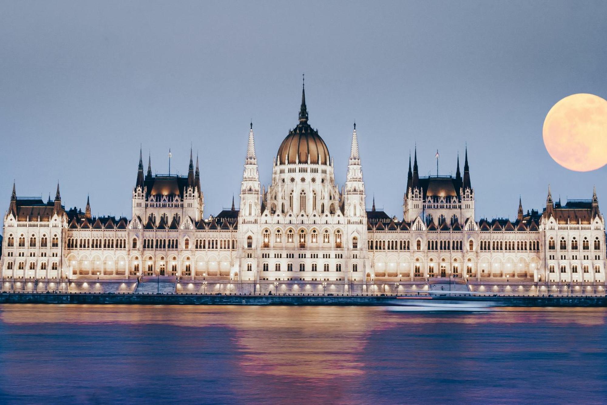 Kl31 - Urban Escape - Prime Location - Klauzal Square By Bqa * Budapest
